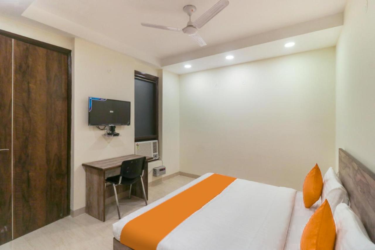 FabHotel Comfort Residency II Gurgaon Exterior foto